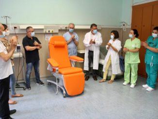 Nomadi Fan Club di Terni dona una poltrona per la chemioterapia all'ospedale di Terni