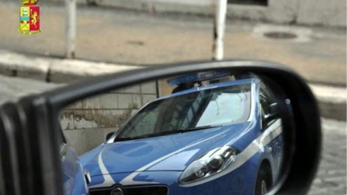 Inseguimento, polizia bracca spacciatore, è uno straniero di 34 anni, denunciato