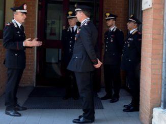 Il generale Bandiera in visita al comando provinciale di Perugia