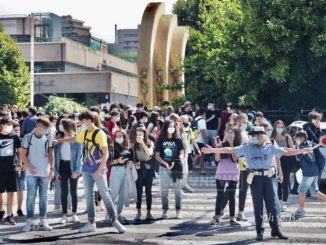 Covid, rientro in classe per studenti dopo le feste? E' scontro!
