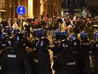 Polizia su proteste Dpcm covid regia criminale a rischio tenuta sociale