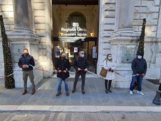 Incatenate Partite Iva di Movimento 11, stremate sì, ma non si fermeranno