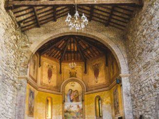 Aiuti alle attività economiche comuni con santuari religiosi, ma non basta