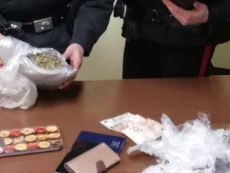 Coppia di spacciatori di marijuana arrestata il giorno di San Valentino