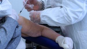Prenotazioni online vaccini, sistemi informatici in tilt anche in altre regioni
