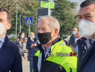 Bertolaso, ci vuole un "robusto cambio di rotta" sui vaccini covid