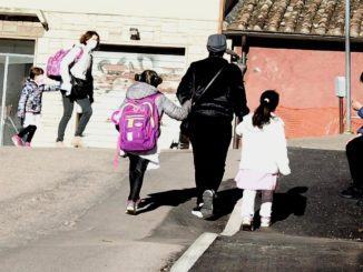 La Regione Umbria decide di tenere chiuse le scuole secondarie
