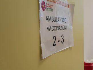 Commissariamento governo nazionale dimostra fallimento campagna vaccinale