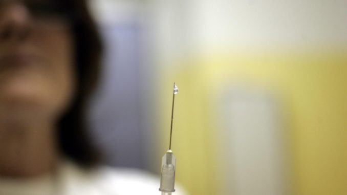 Thailandia sospende vaccinazioni anti covid con AstraZeneca