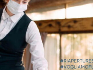 “Vogliamo ripartire”: presidio dei ristoratori Fipe a Perugia