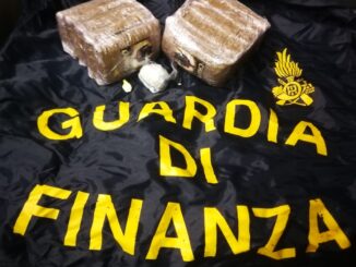 Droga a Ponte San Giovanni, Guardia di Finanza sequestra un chilo di hashish