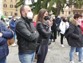 Protesta Rsa a Perugia, revisione delle rette, c'è l'impegno della Regione