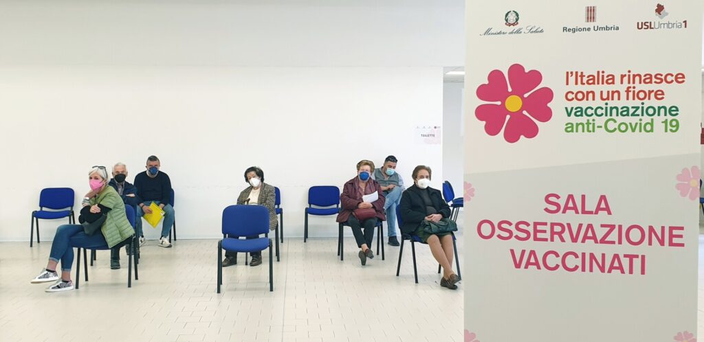 Covid in Umbria, 14 nuovi positivi, ma oltre 10mila dosi di vaccino in un giorno