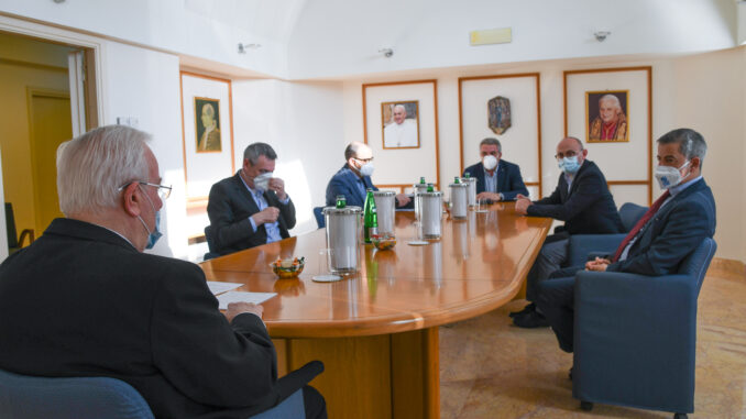 Cardinal Bassetti incontra sindacati, lavoratori devono operare in sicurezza