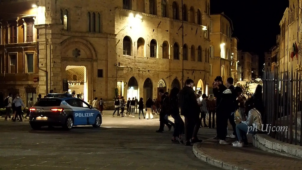 Perugia, al via gli “informatori civici” nelle notti della movida