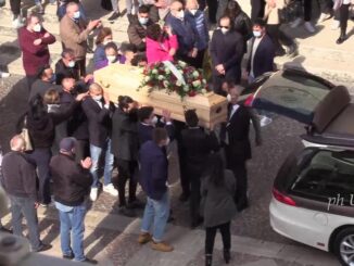Funerale di Samuele, in tanti hanno voluto dare l'ultimo saluto