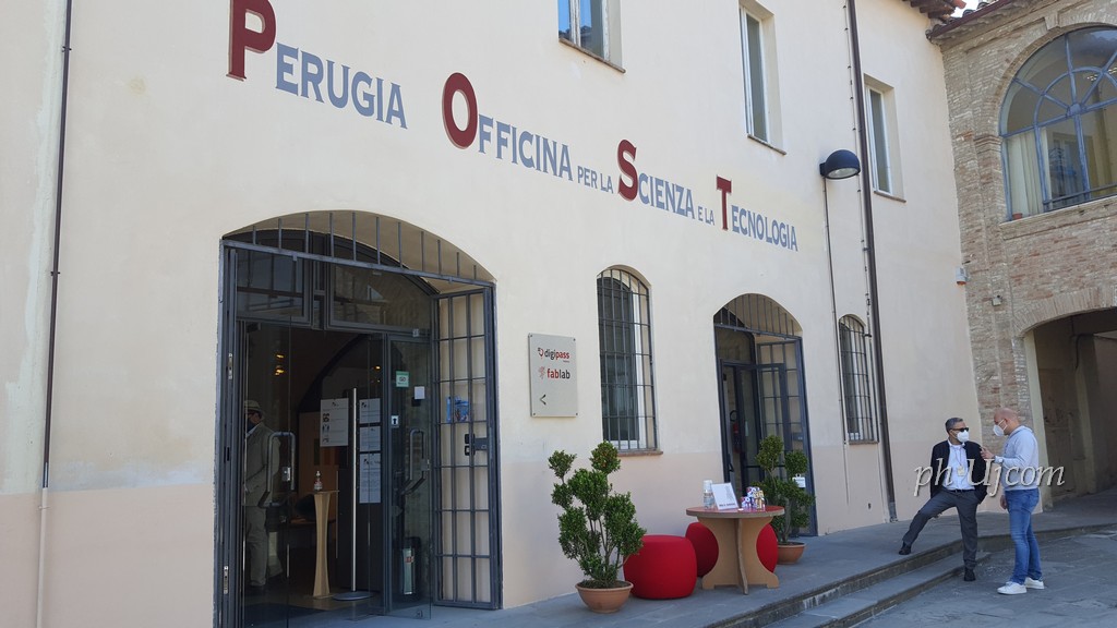 Ok alla Città del Cioccolato al Mercato Coperto, salvato anche il Post, entra Gesenu