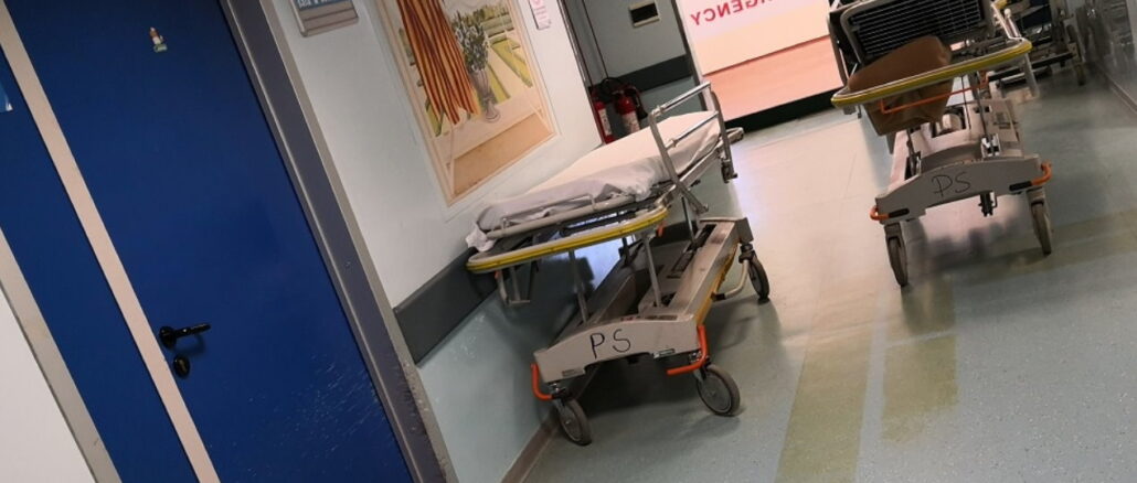 Incidente sul lavoro in Ast a Terni, 39enne operato per schiacciamento mani