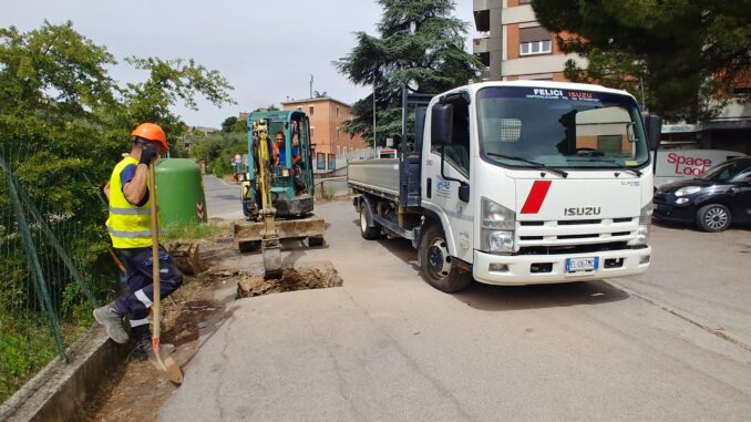 Guasto conduttura a Fontivegge, a Perugia, Umbra acque subito al lavoro