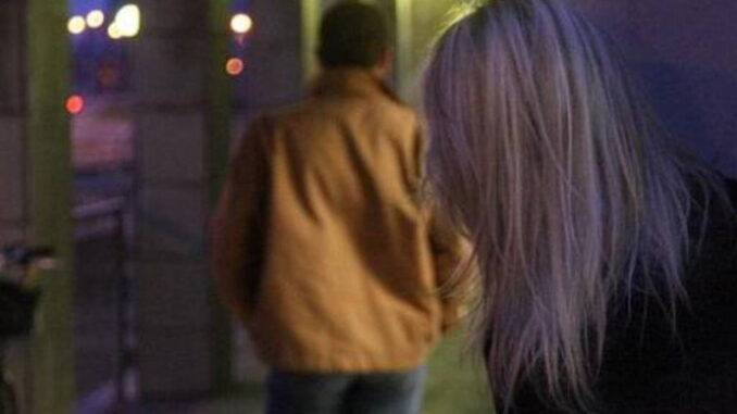 Una semplice frequentazione diventa ossessione, il calvario di una donna