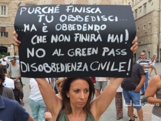 Imporre Green pass a minorenni è creare esercito di sdraiati psicopatici