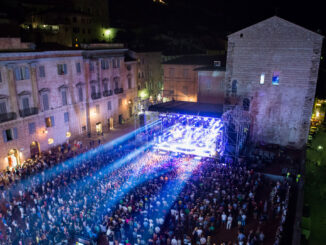 Gubbio Doc Fest 2022, ancora disponibili biglietti Achille Lauro e Mario Biondi che si terranno in Piazza Grande