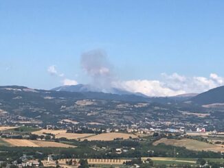 Incendio di bosco in località Mascionchie di Nocera Umbra