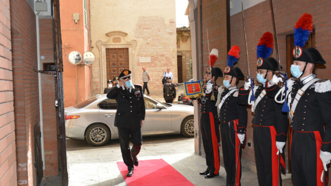 Comandante generale Carabinieri, Teo Luzi, in visita a Perugia.