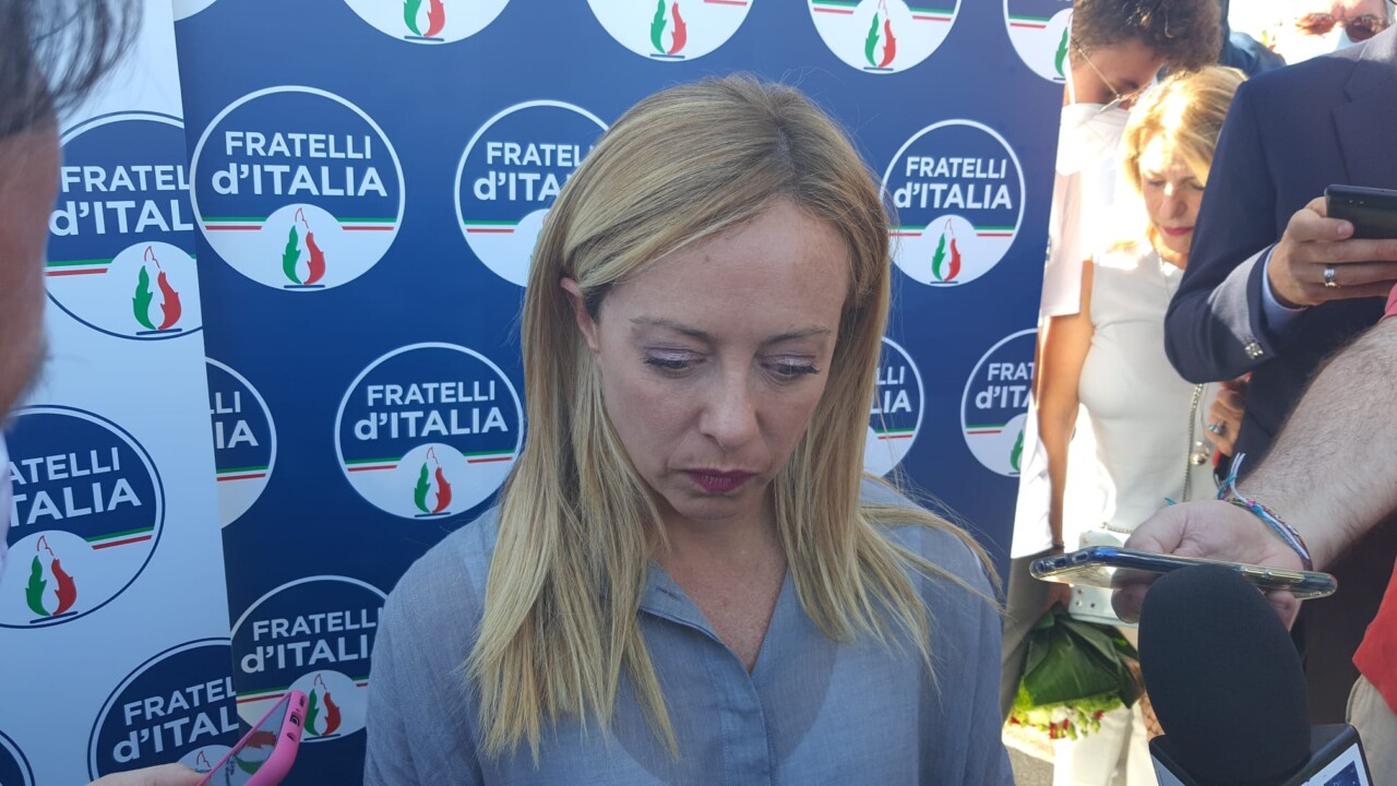 Giorgia Meloni, 'mi chiedo se sia normale tempismo caso Morisi'