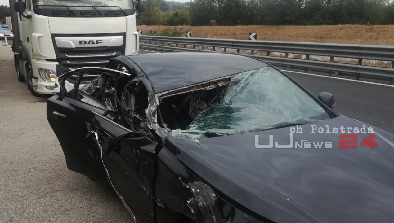 Tre feriti in A1, incidente stradale sull'Autostrada del Sole, ci sono bambini