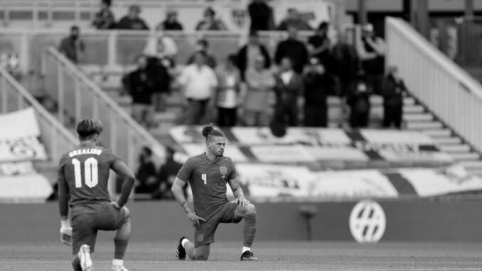Euro 2021 Salvini, spero nazionale si inginocchi dopo gol contro Spagna