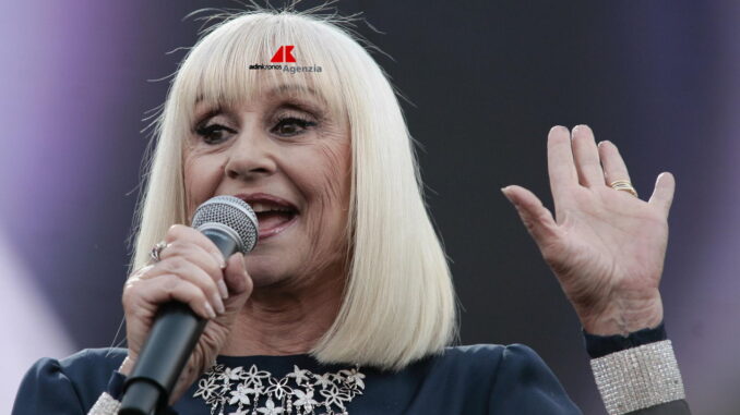 Morte Raffaella Carrà: '' Grazie Raffaella'' , Rai rivoluziona palinsesto