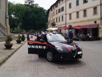 Città di Castello, denunciati due minorenni per furto biciclette parcheggiate in un complesso residenziale del centro.