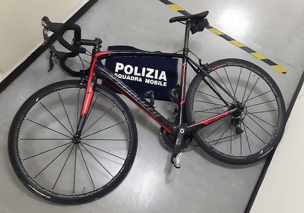 Polizia di Stato di Terni: preso ladro di biciclette, ternano di 53 anni, è stata ripristinata la misura degli arresti domiciliari