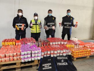 Sequestrati a Firenze,  345 kg di cosmetici contenenti idrochinone
