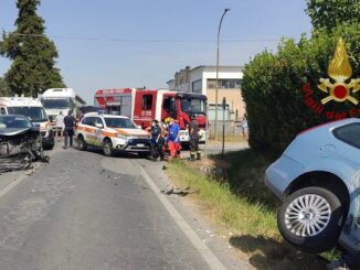 Incidente stradale a Cortona, frontale tra auto, ferite sette persone