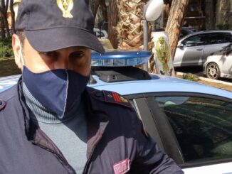 Pugni e calci ai poliziotti, arrestato straniero in via della Pescara a Perugia