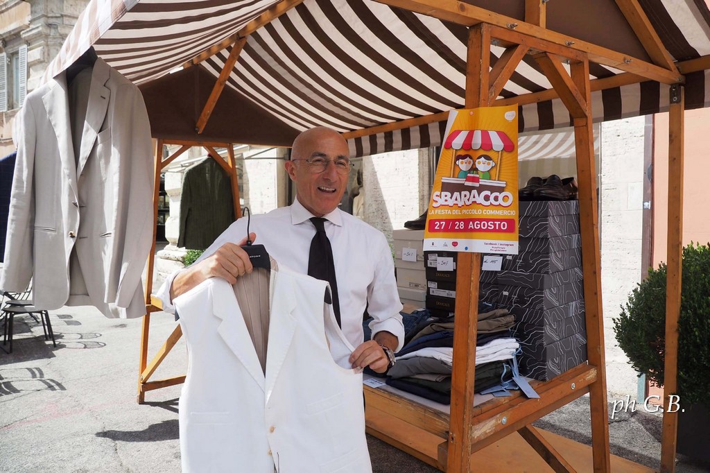Perugia, in centro torna “sbaracco” venerdì 26 e sabato 27 agosto