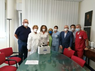 Donato un caschetto medico all'ospedale di Città di Castello dal Lions Club Montone Aries al reparto di Otorinolaringoiatria