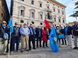 Casa della Salute a Città di Castello: consegnate le firme al presidente del Consiglio regionale