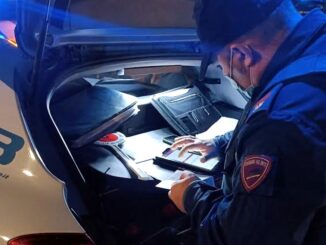 Morde e calcia vigilantes, denunciata sudamericana, vecchia conoscenza
