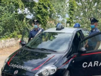Spoleto,arrestato 19enne per ipotesi maltrattamenti e estorsione ai familiari a seguito di una segnalazione da parte della madre del ragazzo.