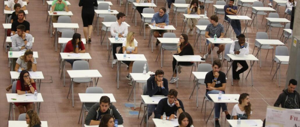 Umbria, test di accesso a medicina irregolari, Codacons prepara ricorso