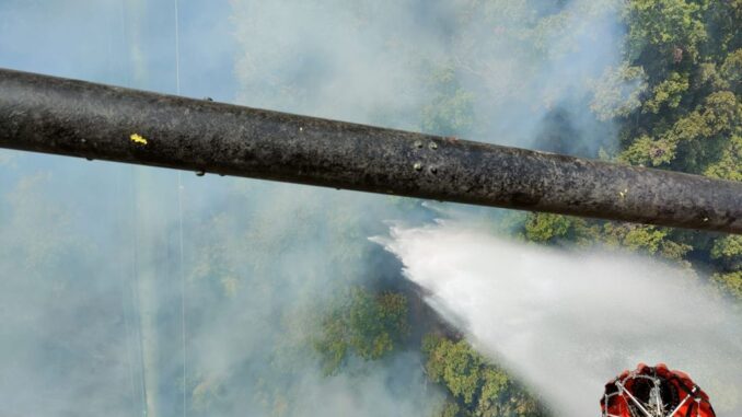 Lotta incendi boschivi decisivo contributo elicotteri Esercito
