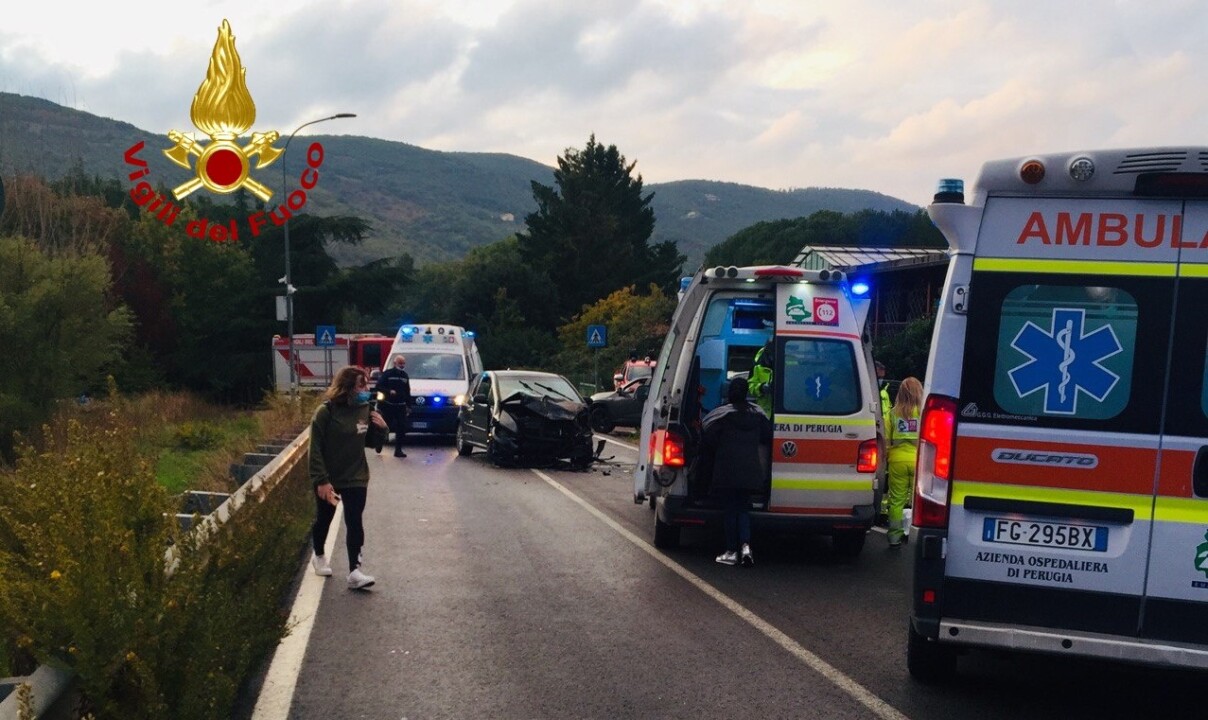 Incidente sulla E45, una famiglia di 4 persone coinvolta, feriti anche 2 bambini