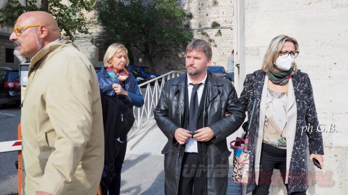 Omicidio bimbo, il padre racconta in Procura la storia con la sua ex