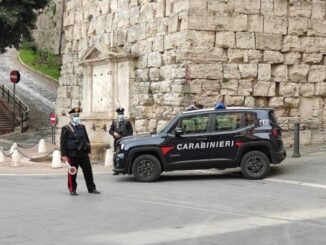Denunciata 24enne per reati di violenza e oltraggio a Pubblico Ufficiale