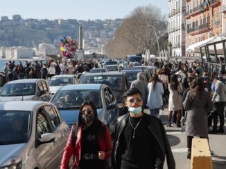 Super green pass e mascherine al chiuso, cosa dicono le Regioni