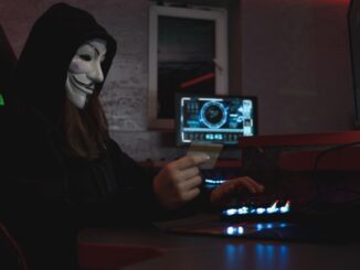 Hacker Comune di Perugia, c'è un invito a collegarsi con il «dark-web»