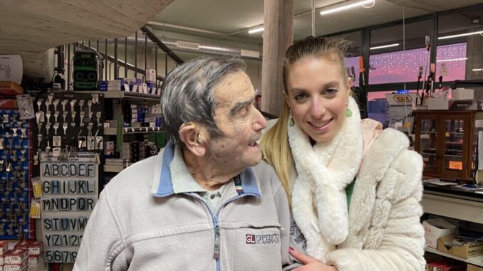 Dino Valeri di Magione compie 90 anni, una vita di lavoro per raggiungere un sogno